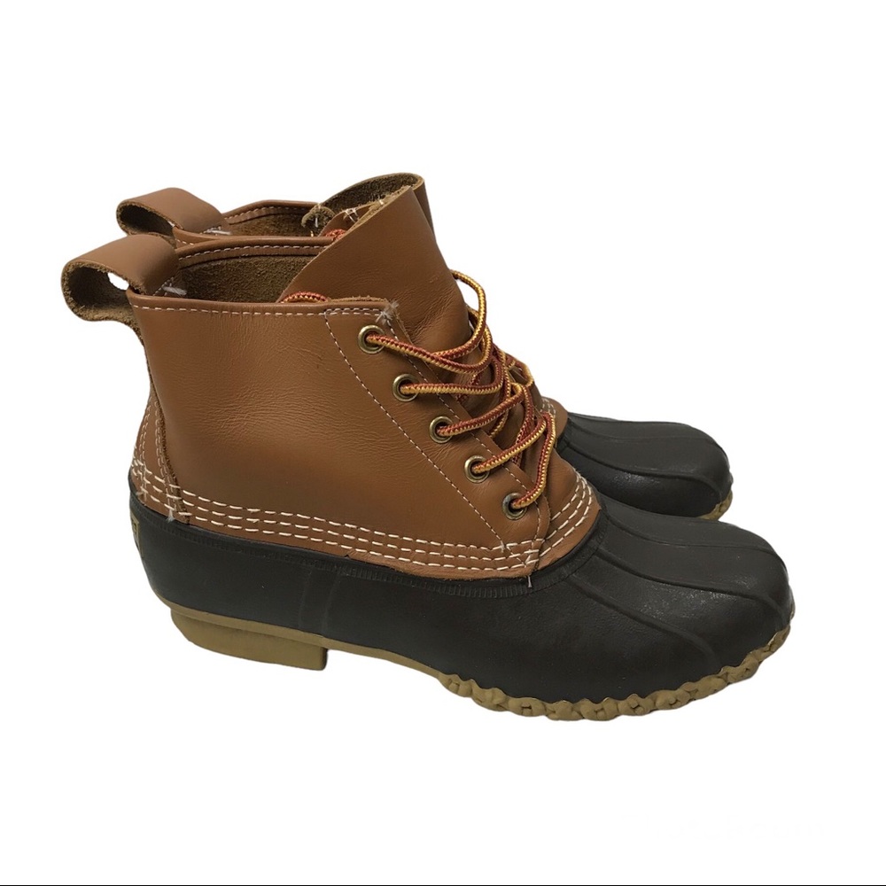 Bean boots by L.L.Bean 6” duck boots Women size 7
Brown / tan